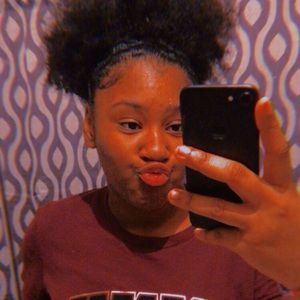 Meet your Posher, Kyla